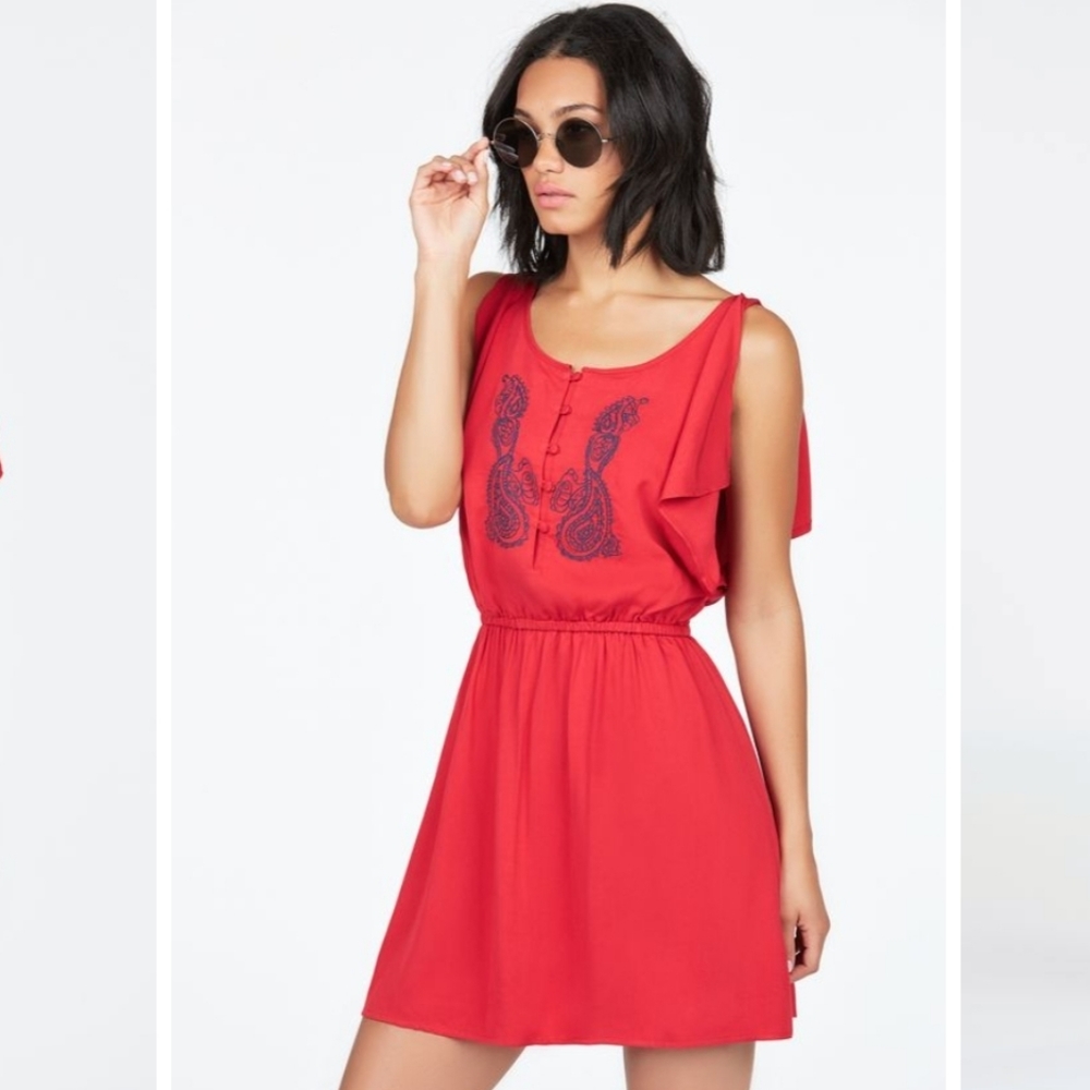 Justfab Flutter Sleeve Embroidered Dress